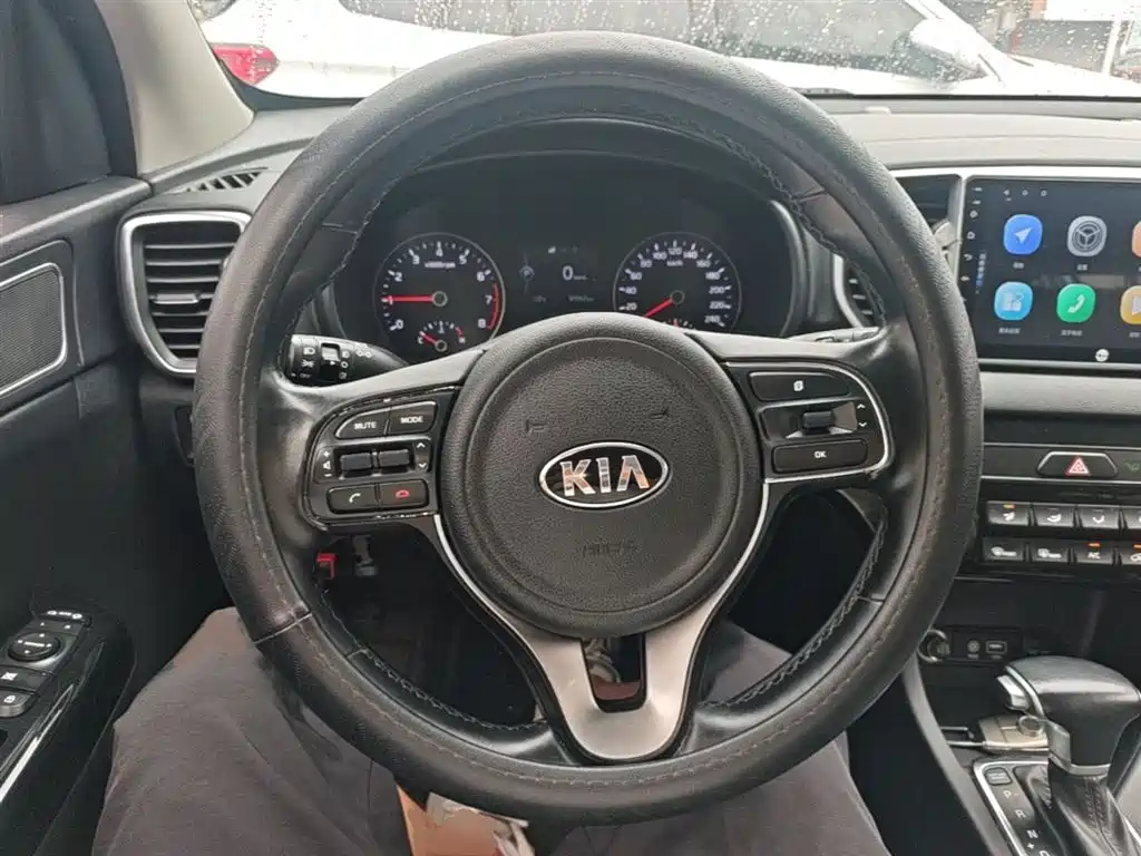 Kia KX5 2017 — фото 11