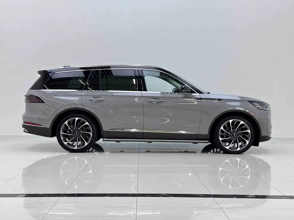 Lincoln Aviator 2024