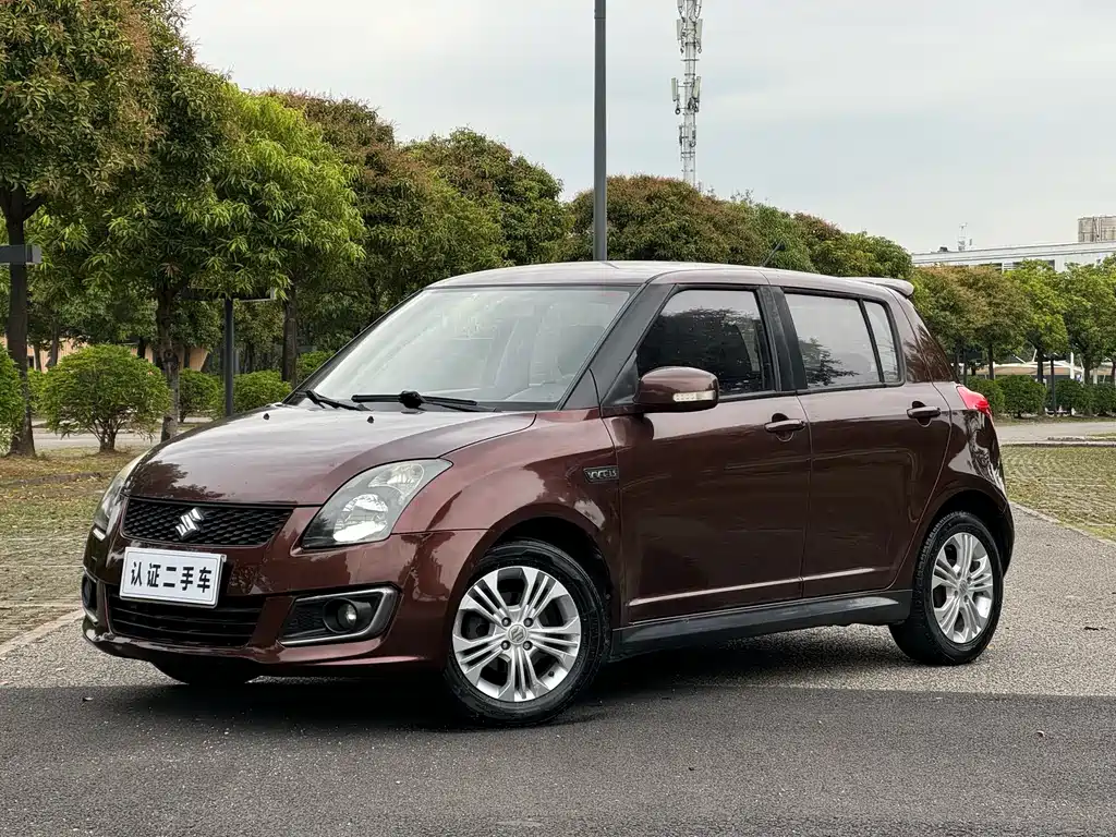 Suzuki Swift 2016 — фото 1