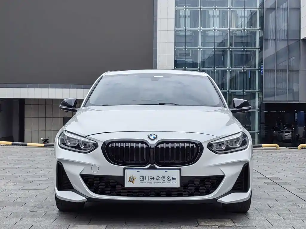 BMW 1 Series 2023