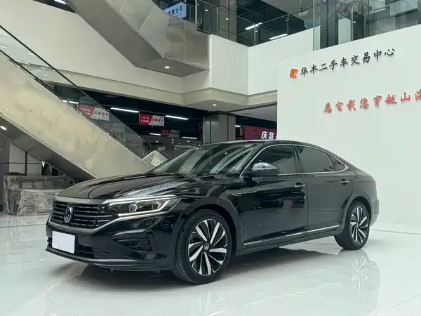 Volkswagen Passat 2021