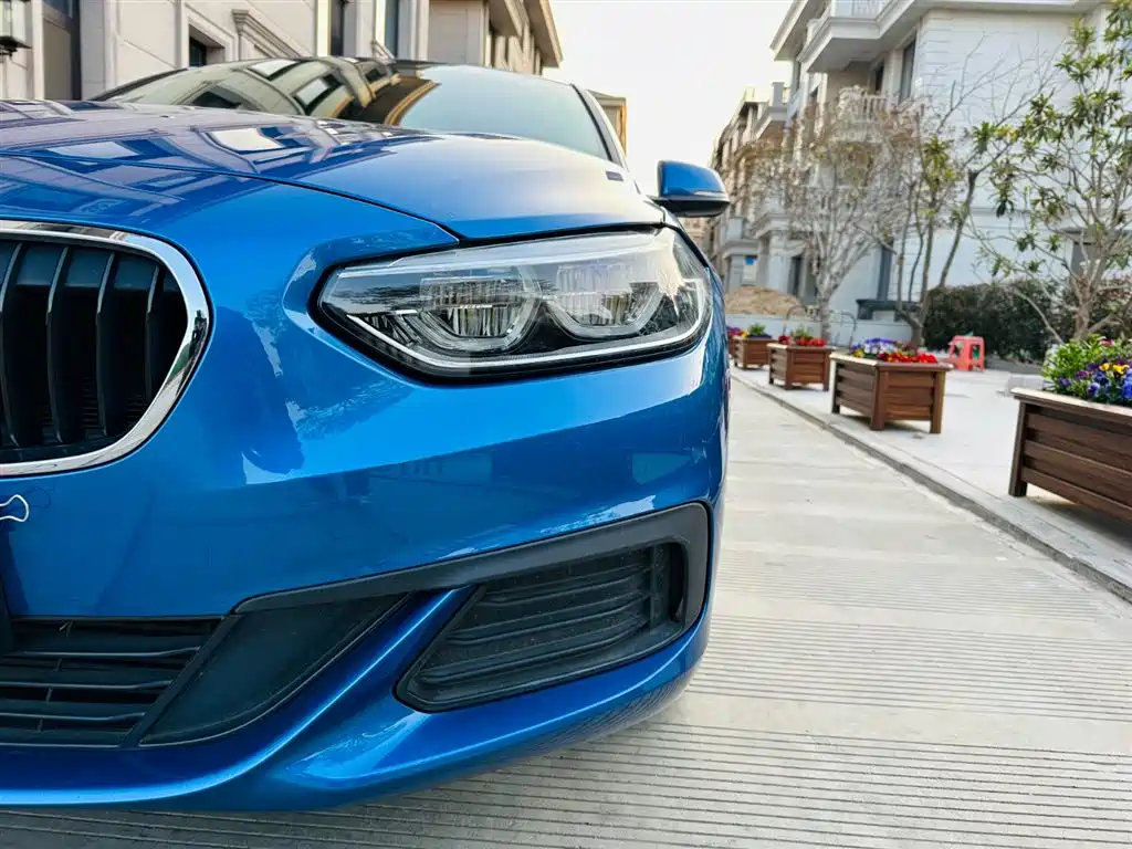 BMW 1 Series 2020 — фото 13