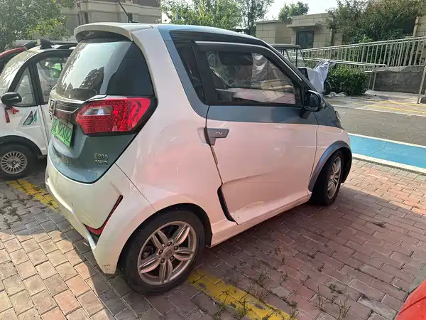 Zotye E200 2016