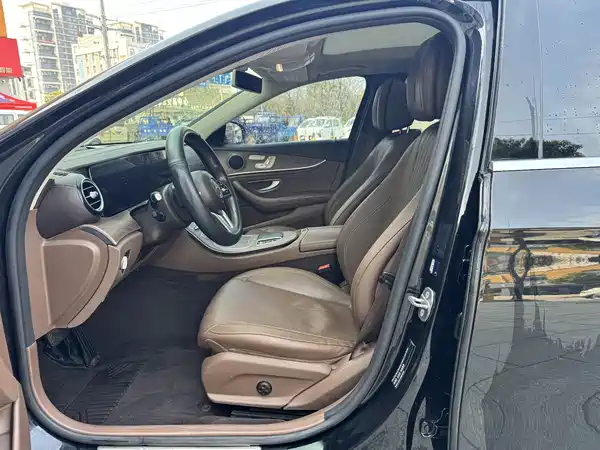 Mercedes-Benz E-Class 2019