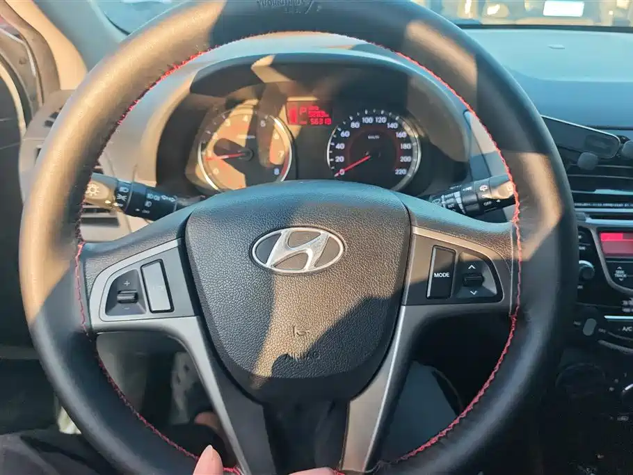 Hyundai Ruiyi 2014 — фото 14