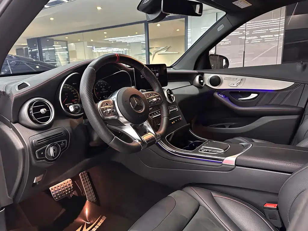 Mercedes-Benz GLC AMG 2023
