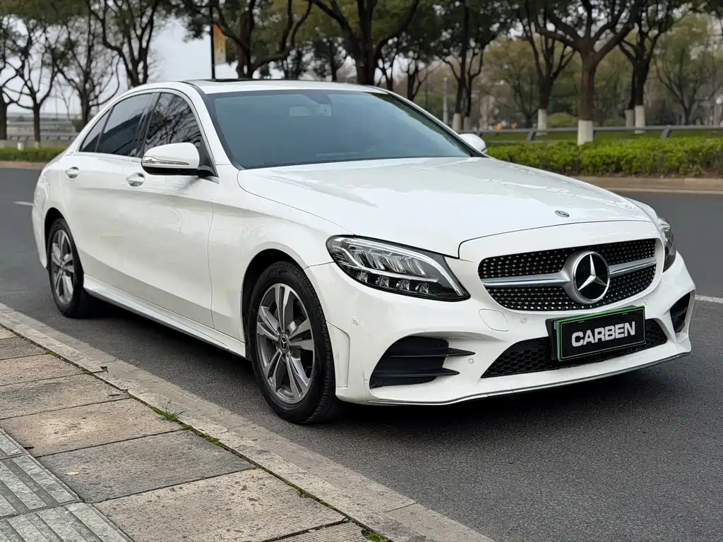 Mercedes-Benz C-Class 2020
