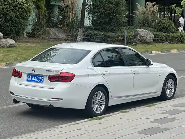 BMW 3 Series 2016