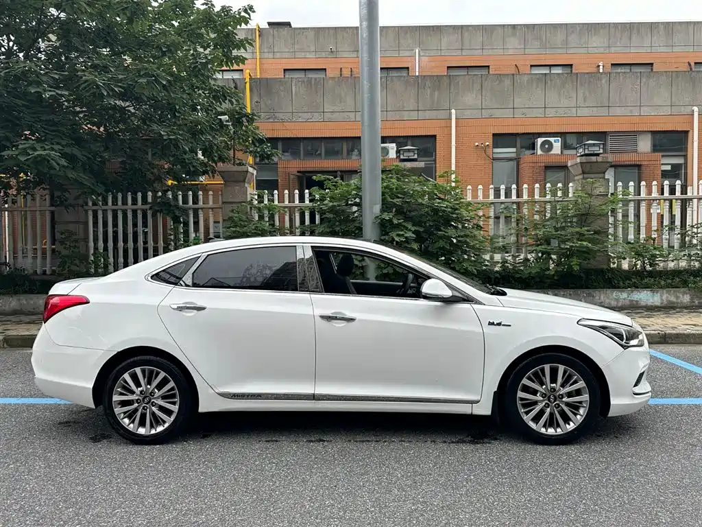 Hyundai Mistra 2018 — фото 4