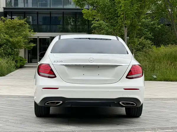 Mercedes-Benz E-Class 2017