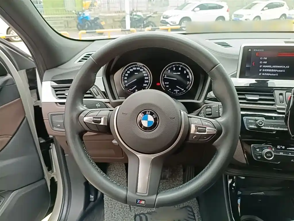 BMW X2 2020 — фото 11