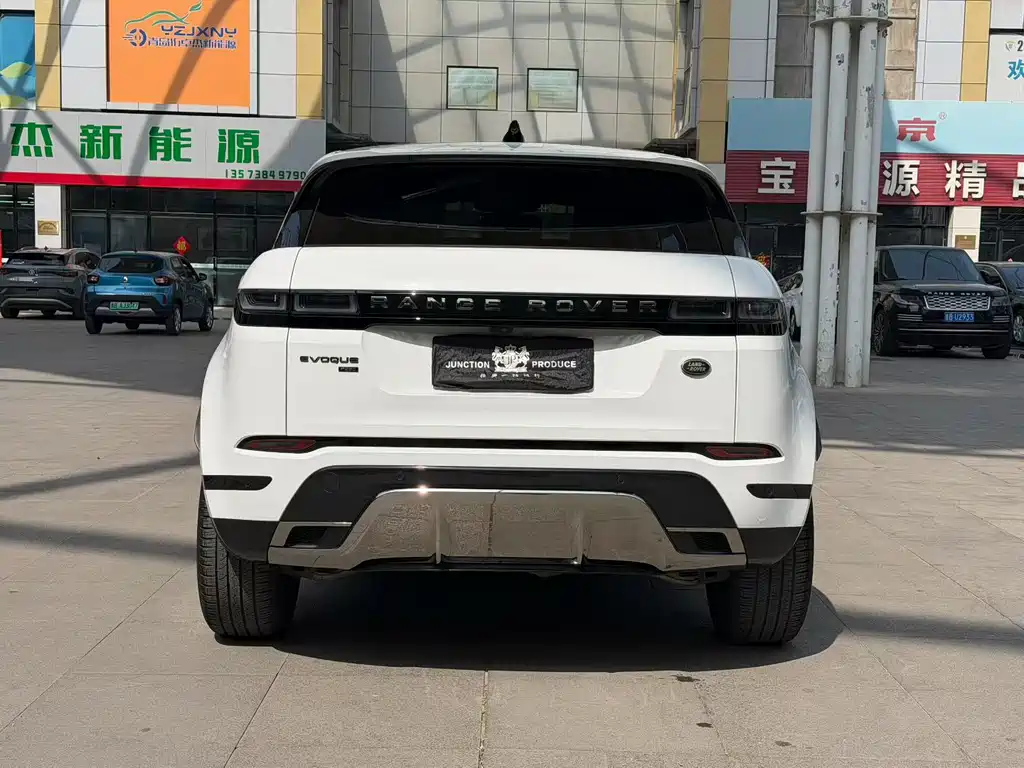 Land Rover Evoque 2023 — фото 5