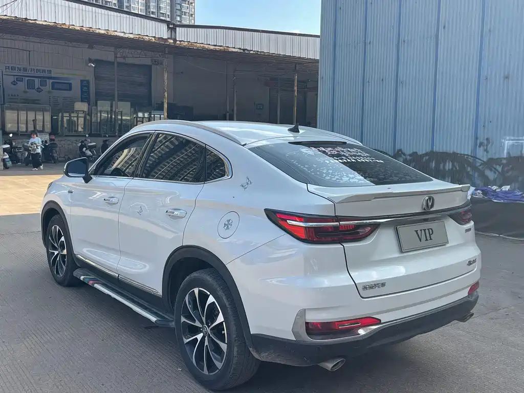 Changan CS85 COUPE 2020 — фото 6