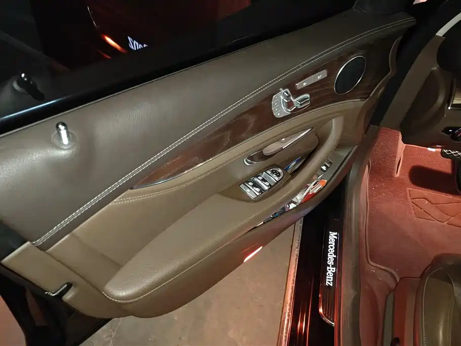 Mercedes-Benz E-Class 2020