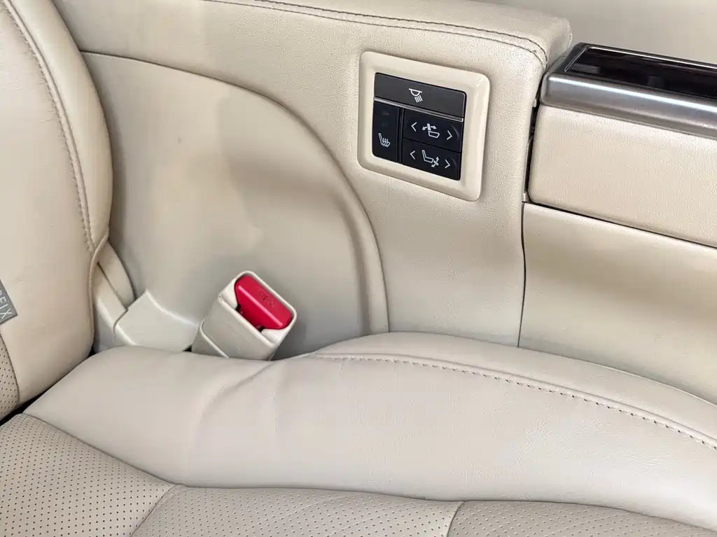 Toyota Alphard 2018 — фото 13