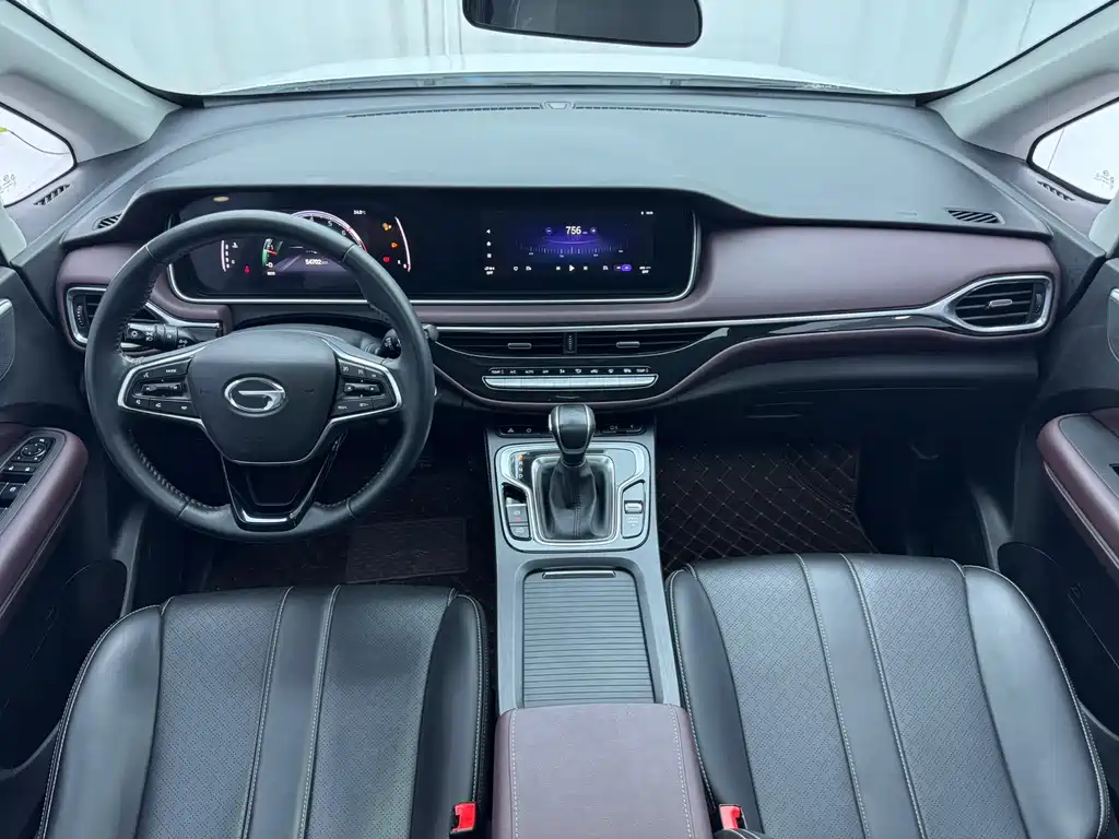 GAC Motor Trumpchi M6 2022 — фото 14