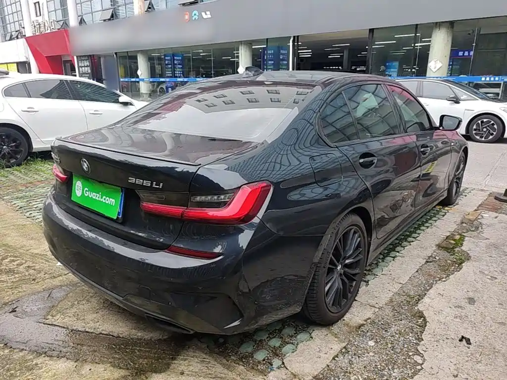 BMW 3 Series 2021