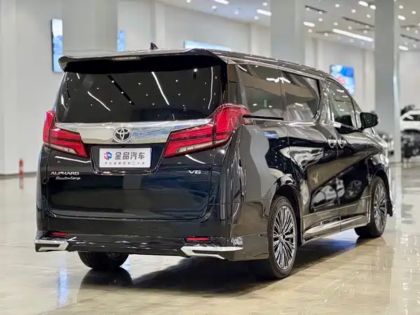 Toyota Alphard 2020