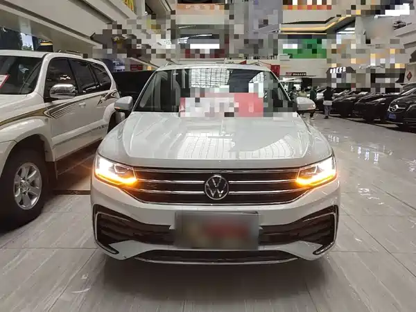 Volkswagen Tiguan L 2024