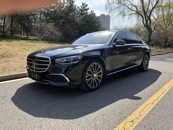 Mercedes-Benz S-Class 2021