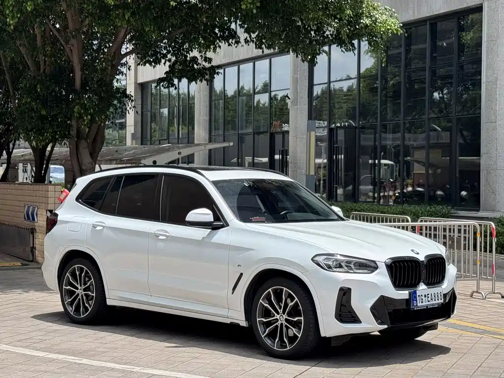 BMW X3 2022 — фото 3