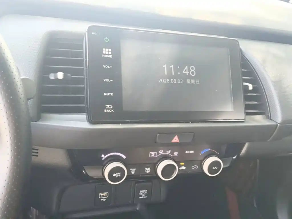 Honda Fit 2024 — фото 13