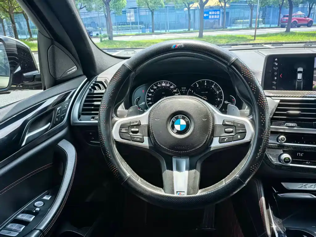 BMW X4 2018 — фото 9
