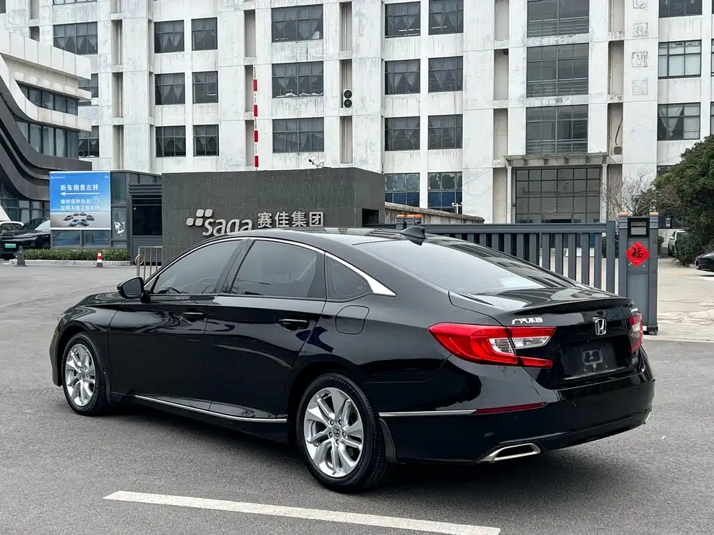 Honda Accord 2020 — фото 6