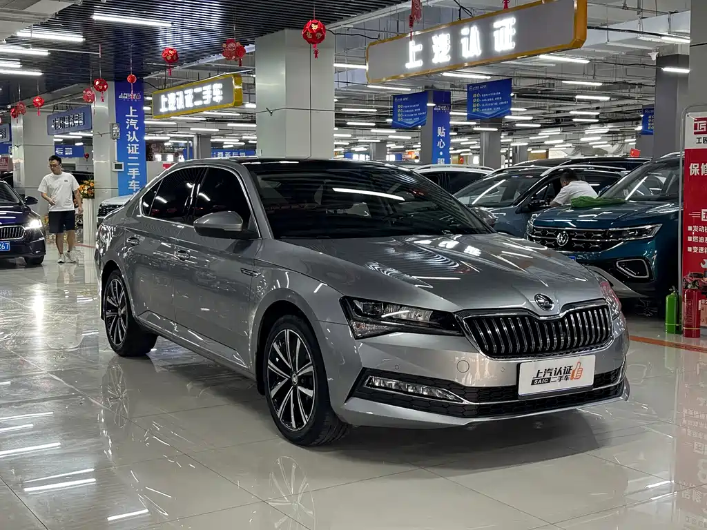 Skoda Superb 2023