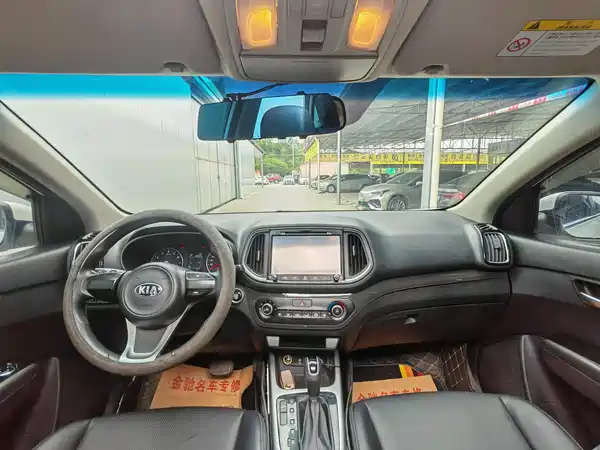 Kia KX3 2015