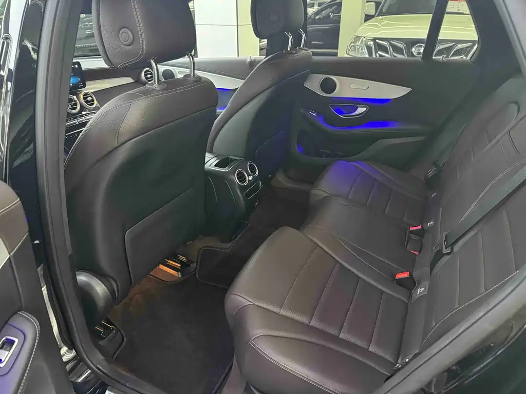 Mercedes-Benz GLC 2021