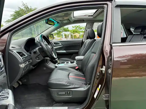 BYD S7 2015