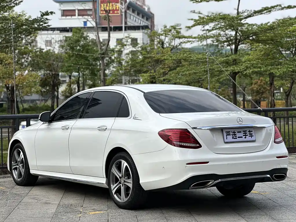 Mercedes-Benz E-Class 2018 — фото 7