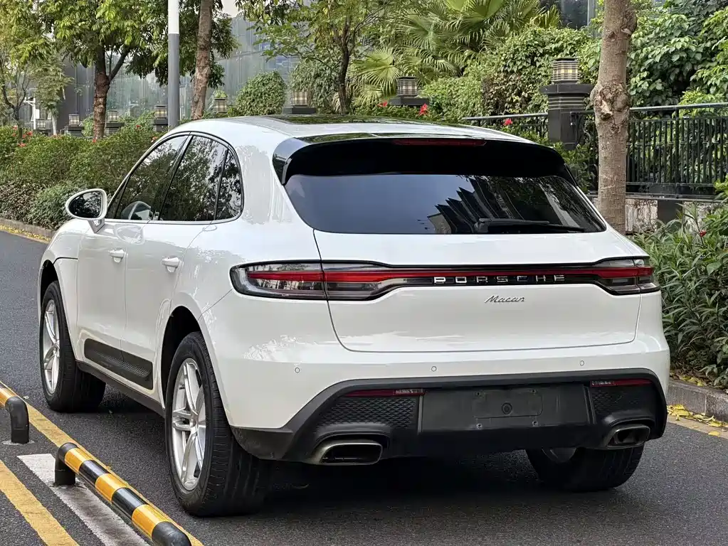Porsche Macan 2022 — фото 9