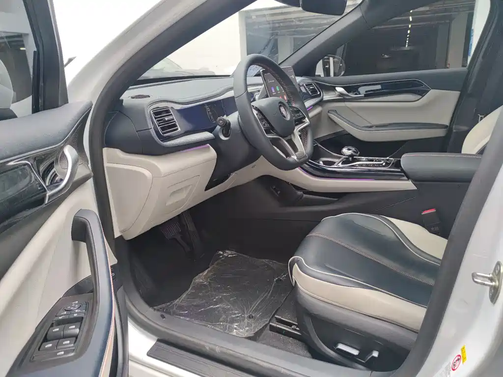 BYD Qin PLUS 2021 — фото 15