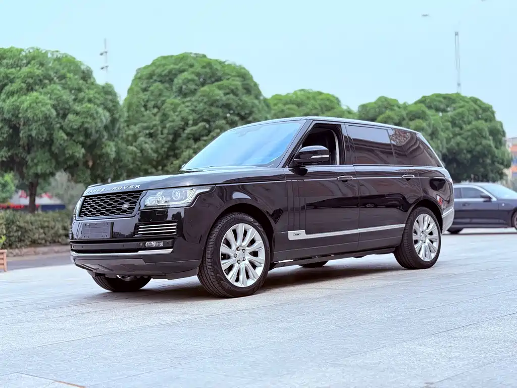 Land Rover Range Rover 2015 — фото 1