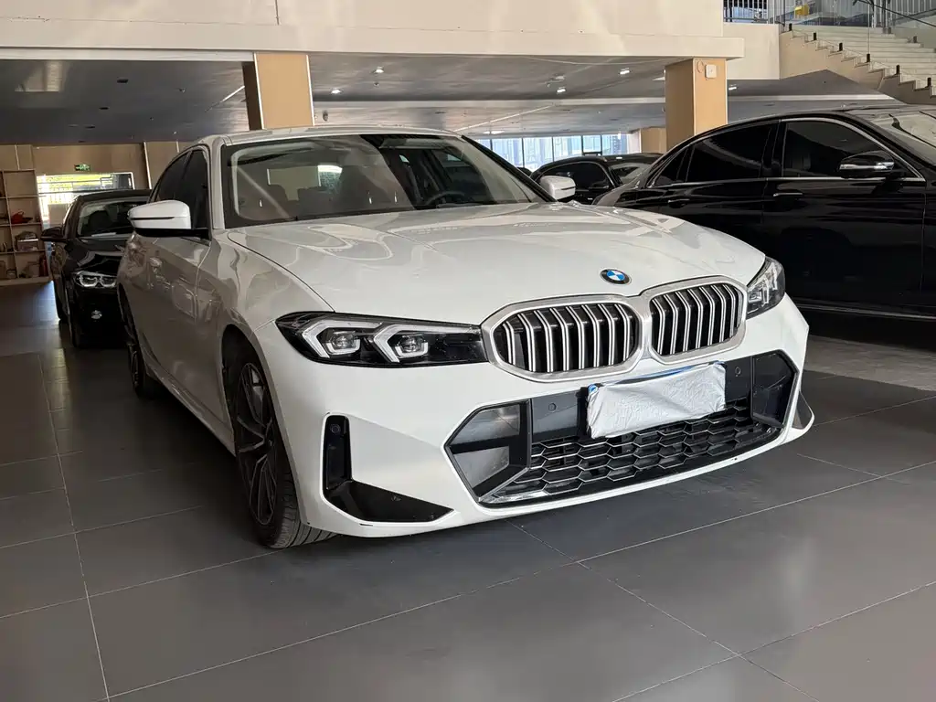 BMW 3 Series 2023