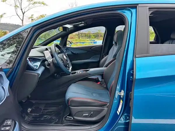 BYD Dolphin 2023