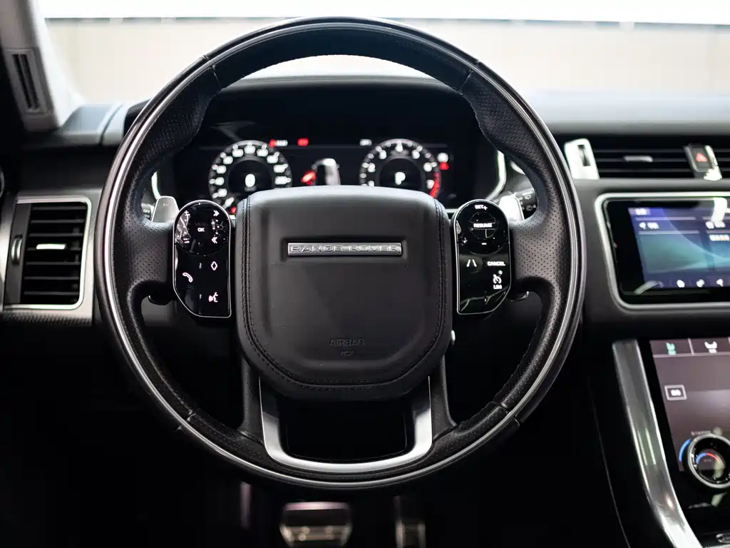 Land Rover Sport 2018 — фото 13