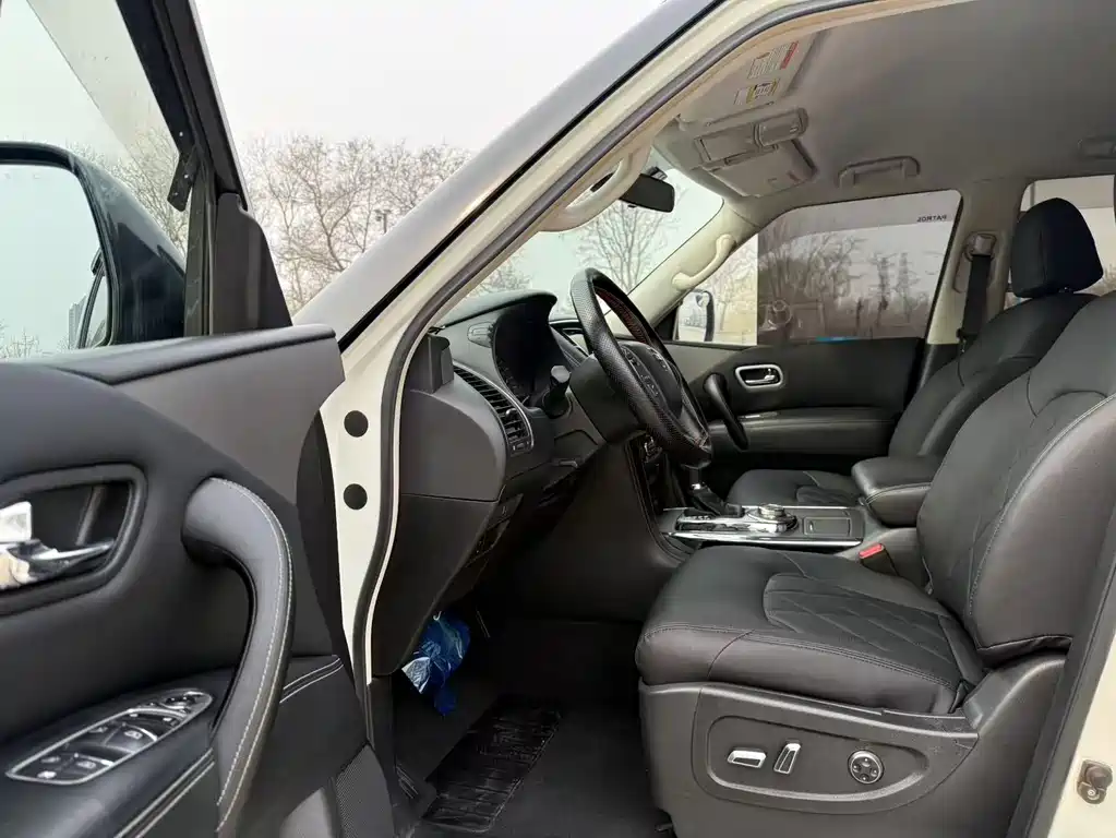 Nissan Patrol 2018 — фото 16