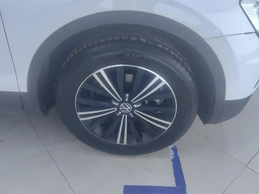 Volkswagen Tiguan L 2021