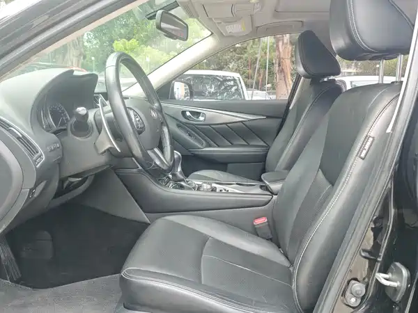 Infiniti Q50L 2016