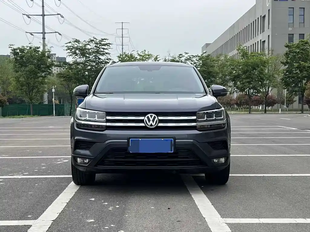 Volkswagen Tharu 2020