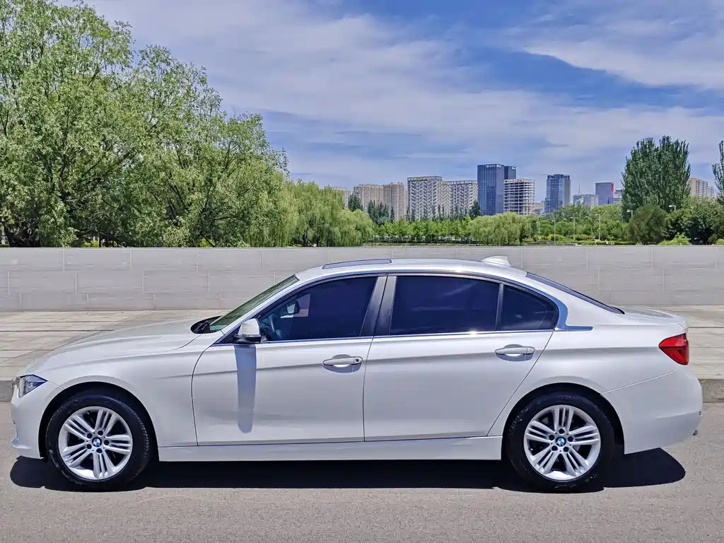 BMW 3 Series 2017