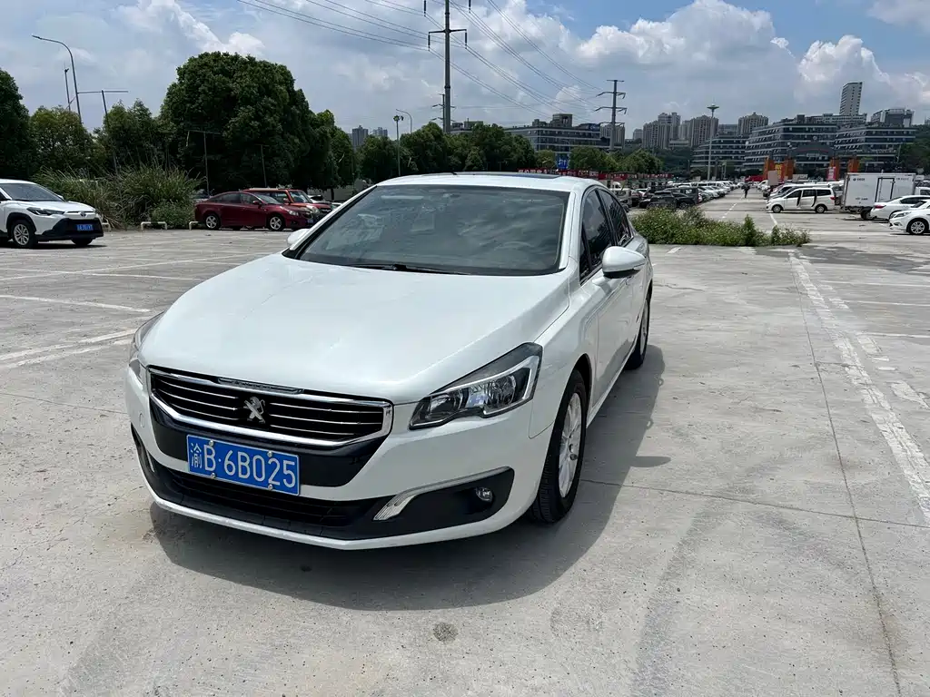 Peugeot 508 2015 — фото 1
