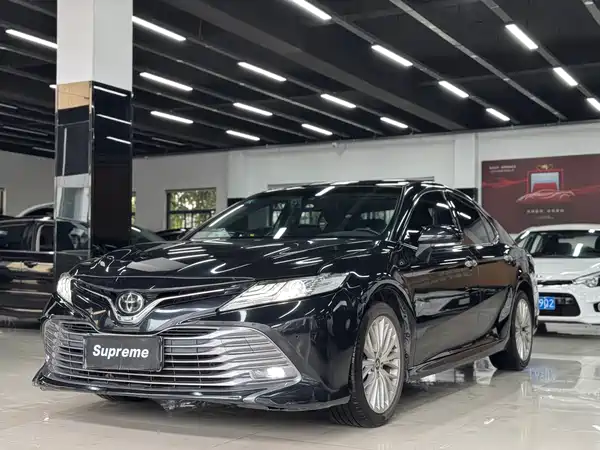 Toyota Camry 2019
