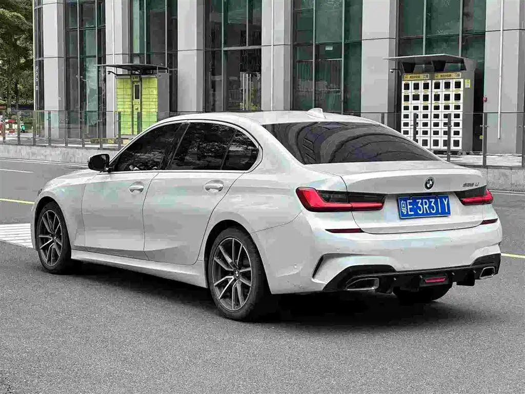 BMW 3 Series 2021