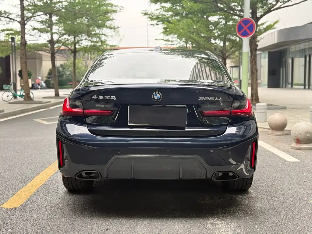 BMW 3 Series 2023