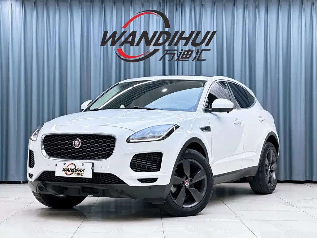 Jaguar E-PACE 2020 — фото 1