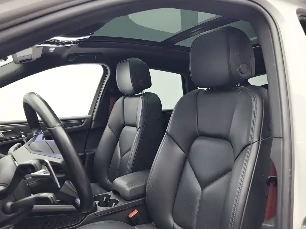 Porsche Macan 2023 — фото 12